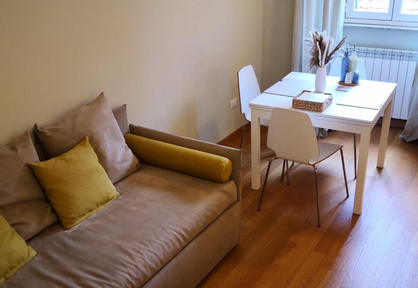 Antico Borgo Apartment Триест Экстерьер фото